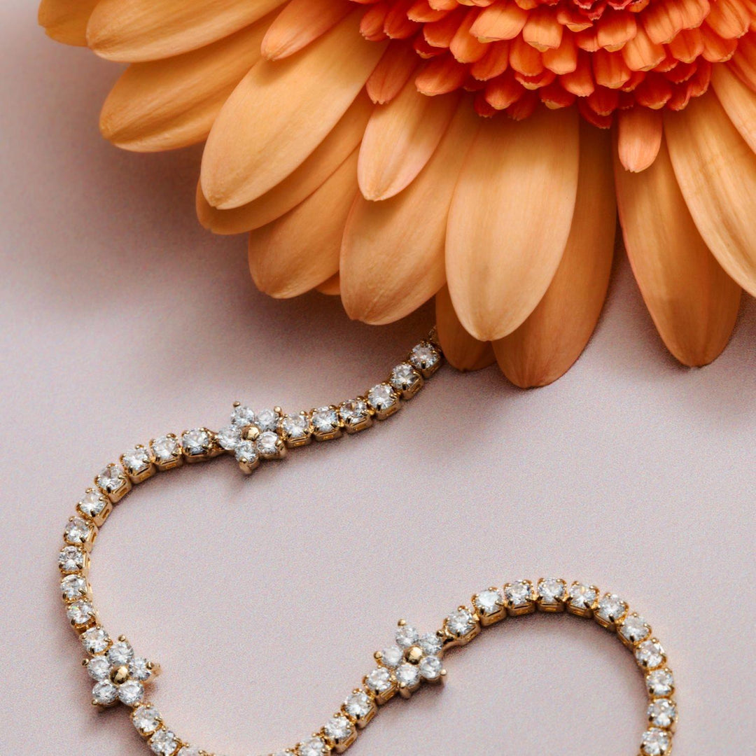 Flower Stationed Tennis Bracelet Pale Gold | Accessories | Smuk