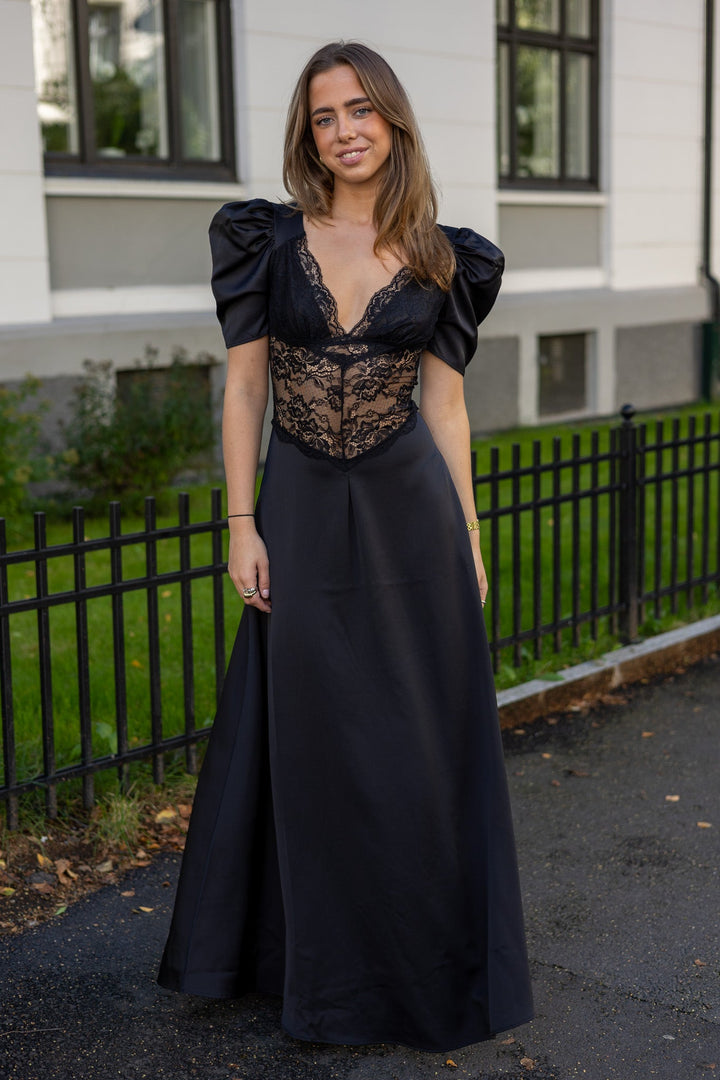 Francis Lace Maxi Dress Black | Kjoler | Smuk - Dameklær på nett