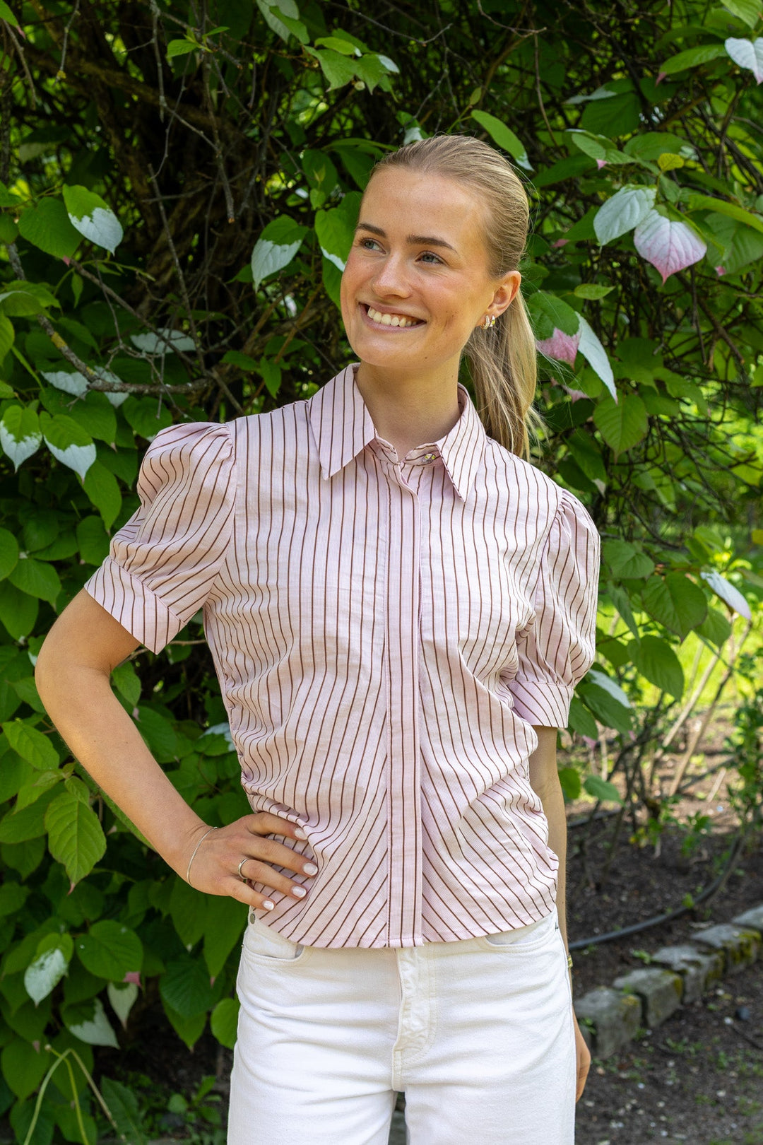 Frannie Structure Stripe Shirt Light Pink | Skjorter og bluser | Smuk