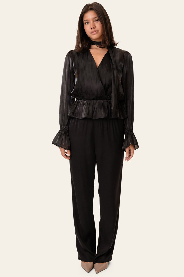 Freya Shirt Black | Skjorter og bluser | Smuk - Dameklær på nett