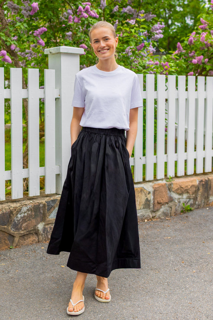 Freya Skirt Black | Skjørt | Smuk
