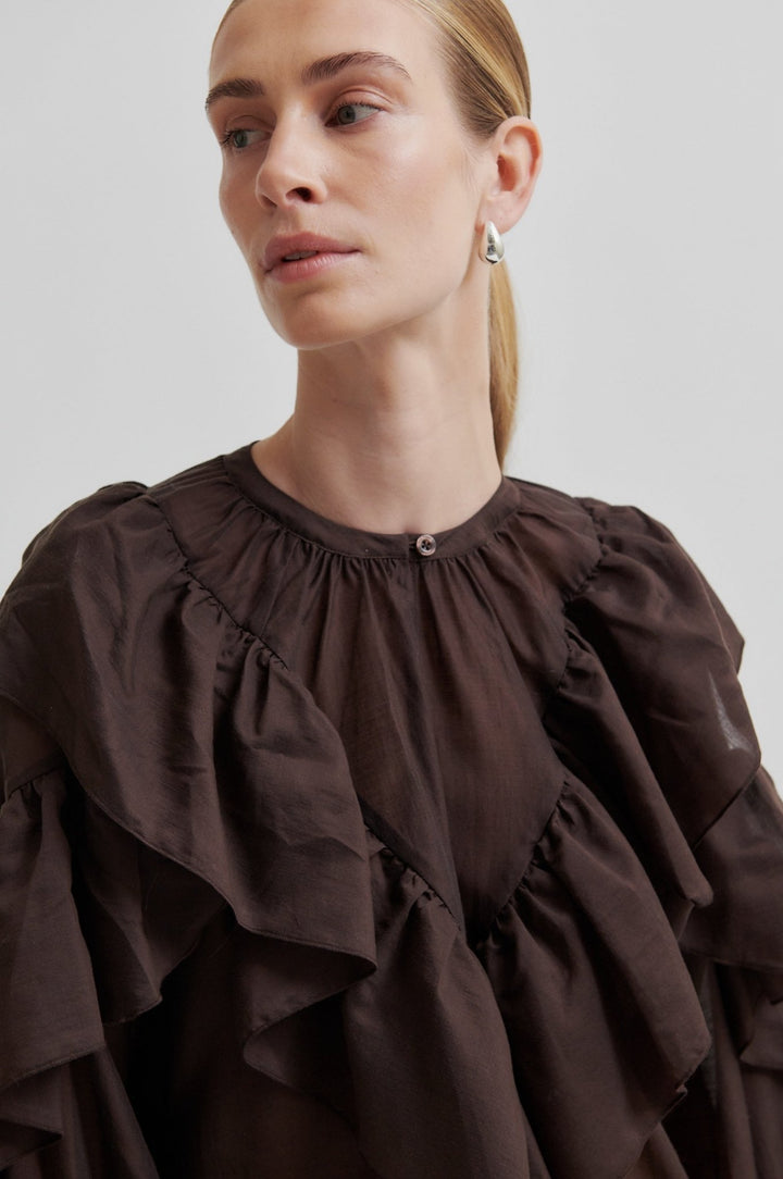 Fria Frill Blouse Chocolate Plum | Skjorter og bluser | Smuk - Dameklær på nett