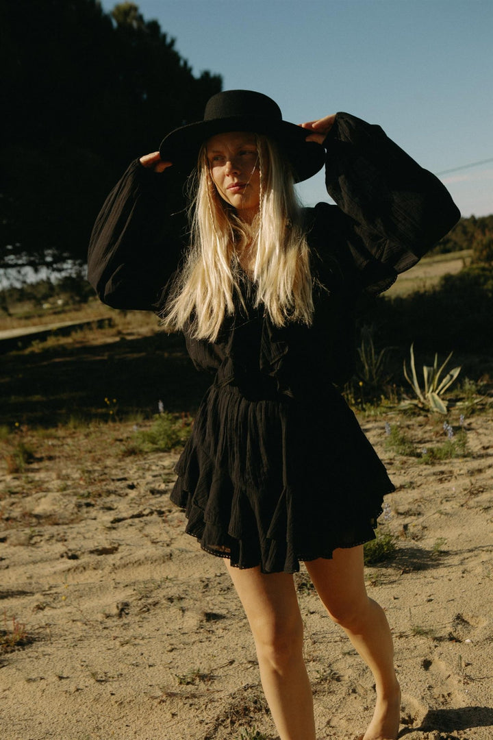 Frill Blouse Black | Skjorter og bluser | Smuk - Dameklær på nett