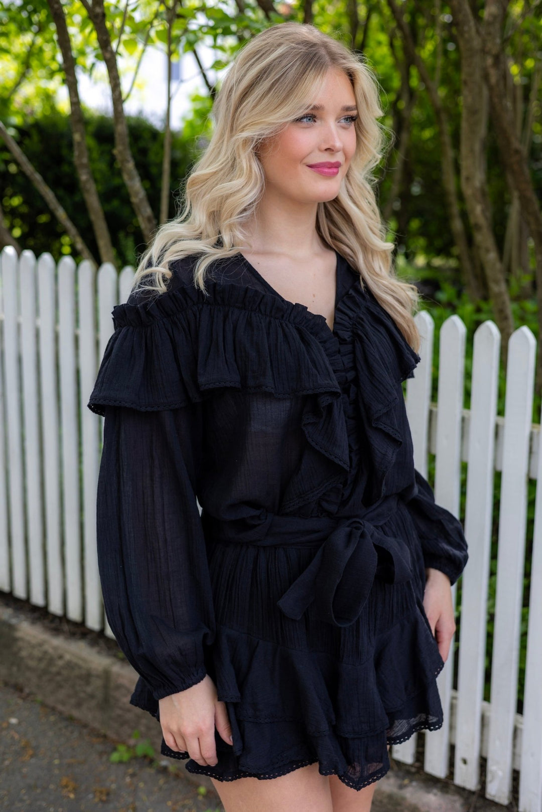 Frill Skirt Shorts Black | Shorts | Smuk - Dameklær på nett