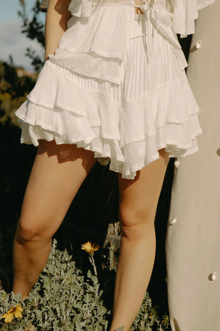 Frill Skirt Shorts Offwhite | Shorts | Smuk - Dameklær på nett