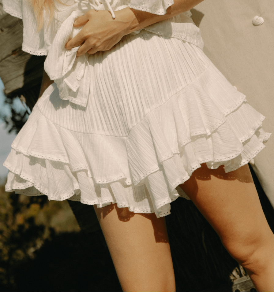 Frill Skirt Shorts Offwhite | Shorts | Smuk - Dameklær på nett