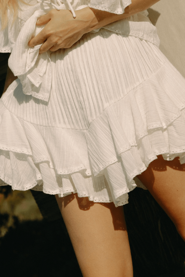 Frill Skirt Shorts Offwhite | Shorts | Smuk - Dameklær på nett