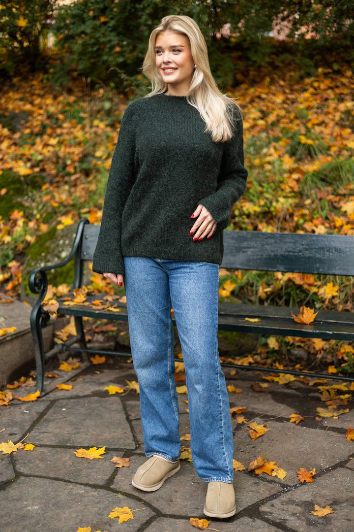 Gabella Ls Knit O - Neck Camp Scarab | Genser | Smuk - Dameklær på nett