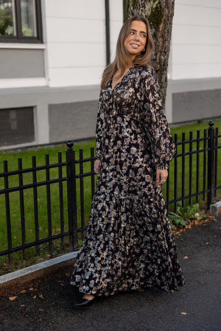 Georgette Gown Wild Flowers | Kjoler | Smuk - Dameklær på nett