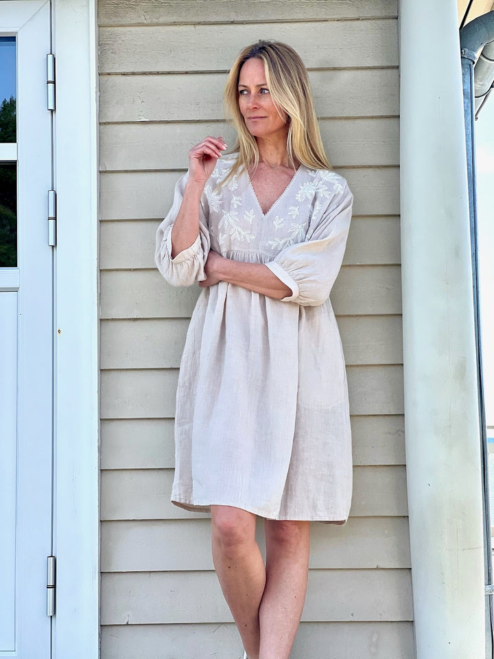 Giazellapw Dress French Oak Embroidery | Kjoler | Smuk - Dameklær på nett