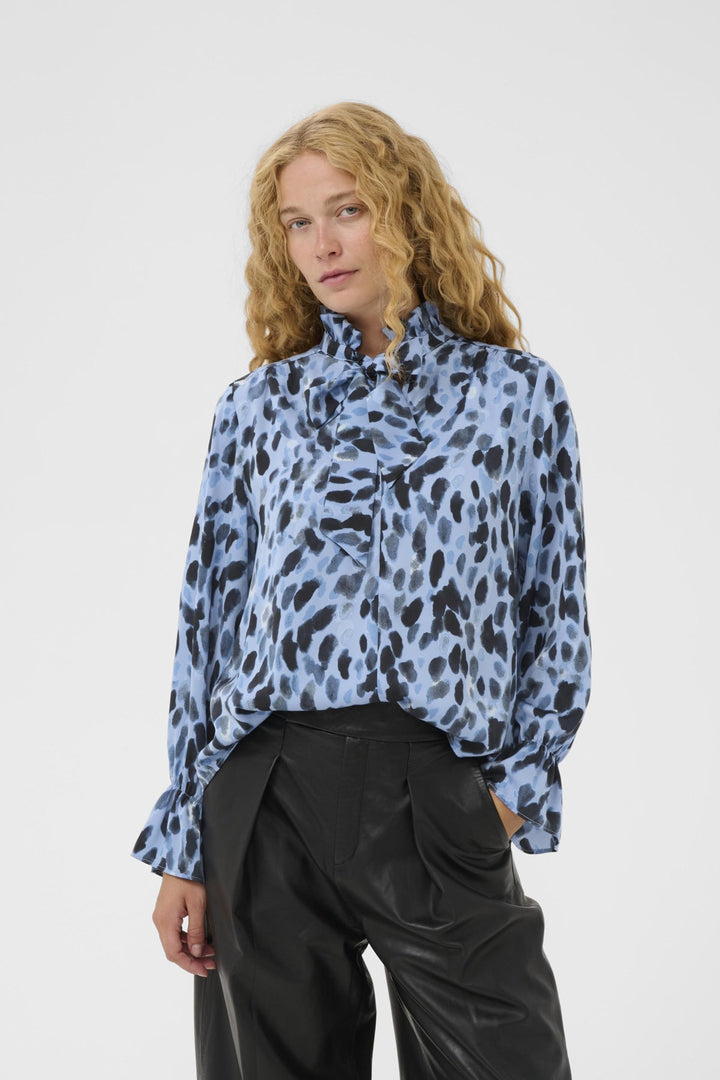 Gracieiw Printed Blouse Blue Painted Dot | Skjorter og bluser | Smuk - Dameklær på nett