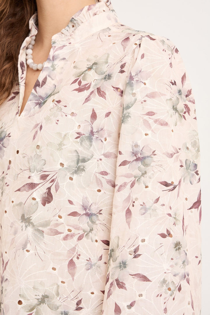 Grete Blouse Off White/Dusty Green | Skjorter og bluser | Smuk - Dameklær på nett