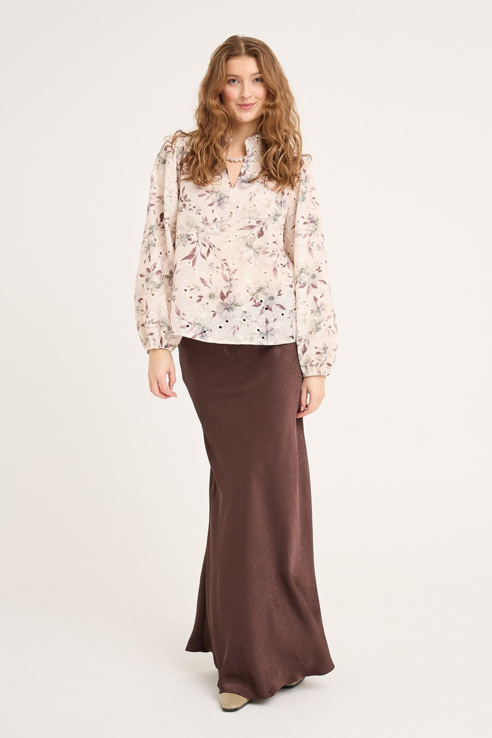 Grete Blouse Off White/Dusty Green | Skjorter og bluser | Smuk - Dameklær på nett