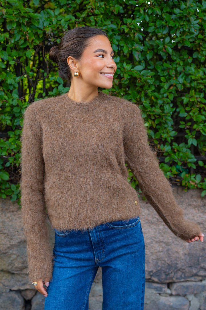 Hairy Knit Sweater Brown | Genser | Smuk