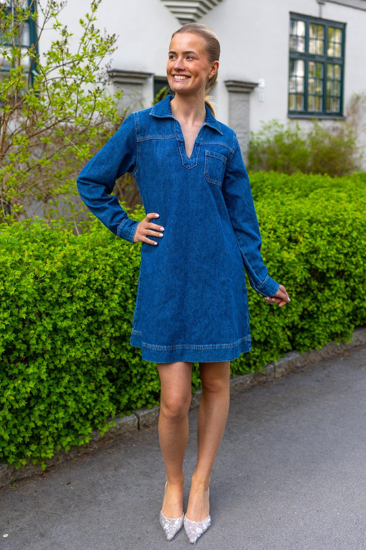 Haley Dress Mid Blue | Kjoler | Smuk