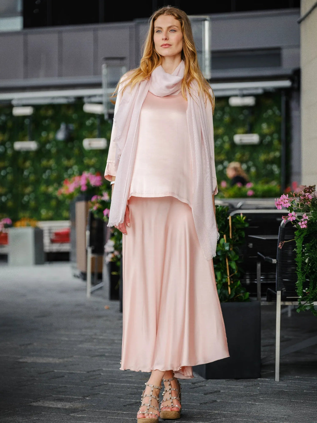 Handsome Scarf Pale Rose | Accessories | Smuk