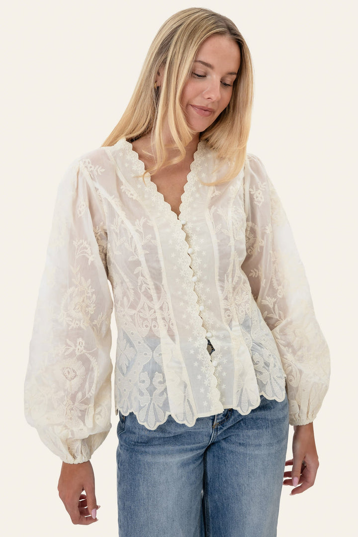 Hazel Shirt White Embroidery | Skjorter og bluser | Smuk