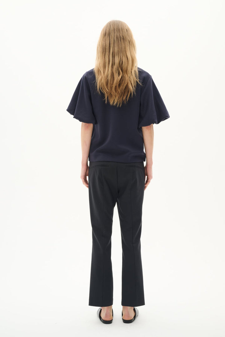 Henniehiw Vincent Balloon Tshirt Marine Blue | Topper | Smuk - Dameklær på nett