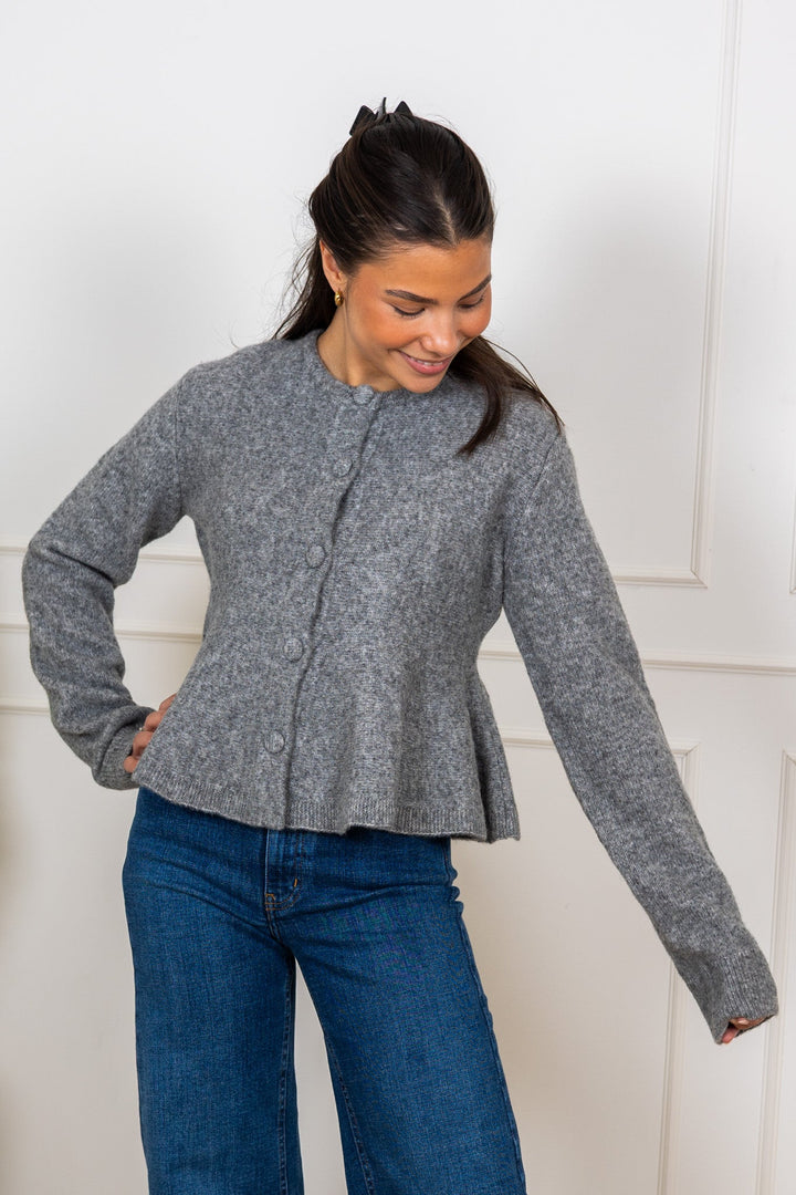 Hiva Peplum Knit Cardigan Mid Grey Melange | Genser | Smuk