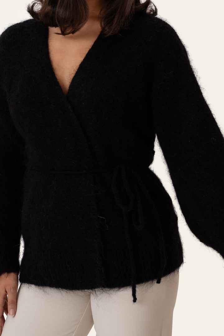 Ida Wrap Cardigan Black | Genser | Smuk