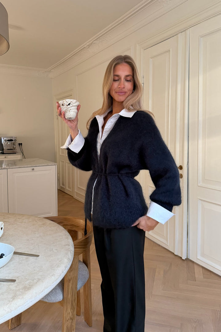 Ida Wrap Cardigan Navy | Genser | Smuk