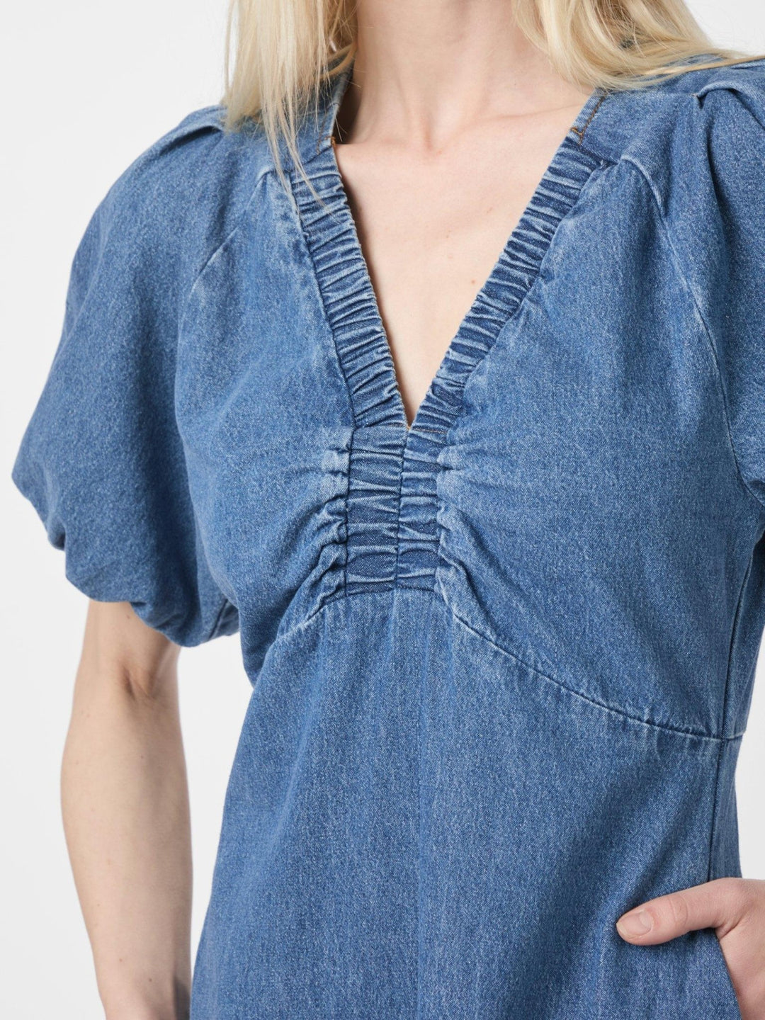 Illana Denim Dress Blue | Kjoler | Smuk - Dameklær på nett