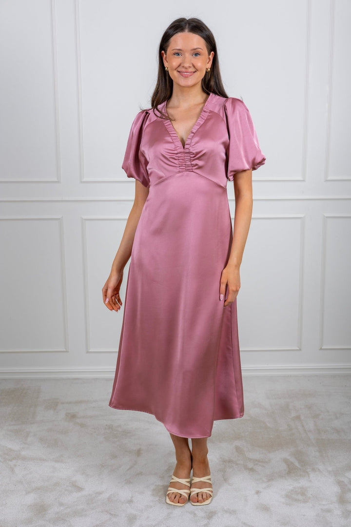 Illana Heavy Sateen Dress Evening Rose | Kjoler | Smuk - Dameklær på nett