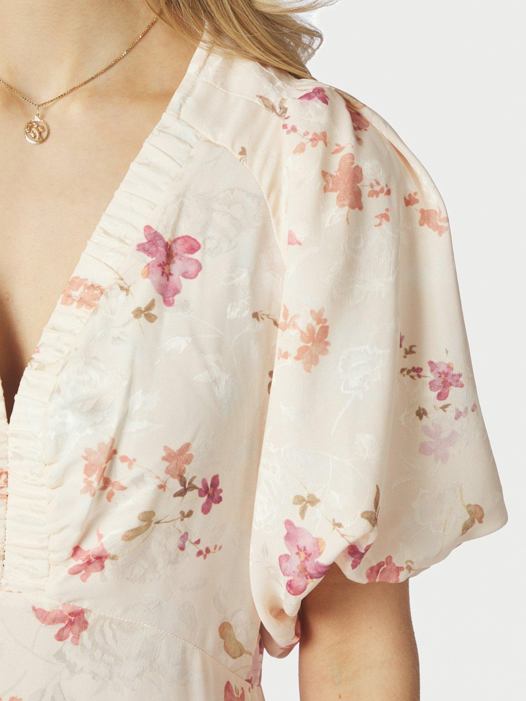 Illana Sateen Print Dress Creme | Kjoler | Smuk