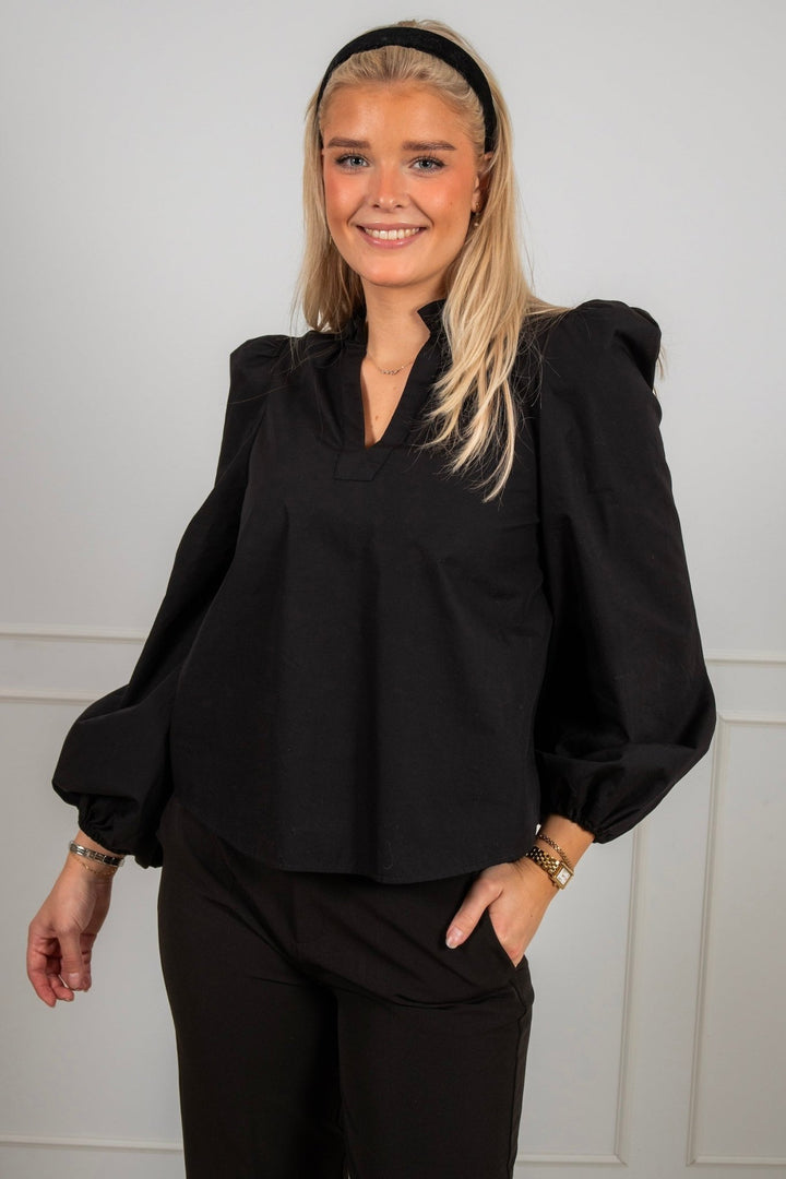 Infinity Blouse Black | Skjorter og bluser | Smuk - Dameklær på nett