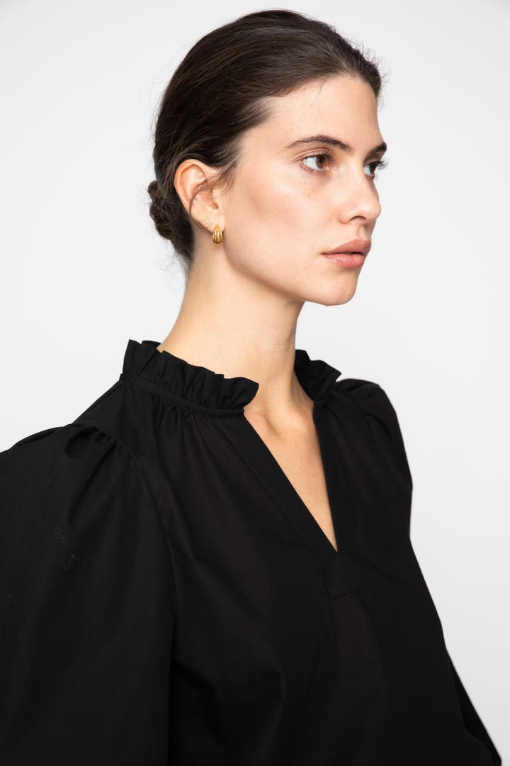 Infinity Blouse Black | Skjorter og bluser | Smuk - Dameklær på nett