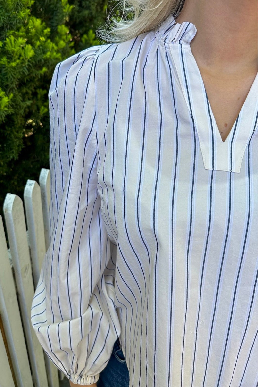 Infinity Blouse Cream Stripe | Skjorter og bluser | Smuk - Dameklær på nett