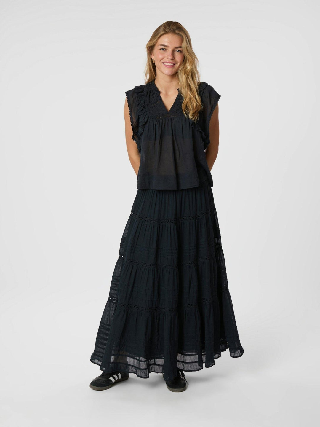 Jayla S Voile Top Navy | Topper | Smuk - Dameklær på nett