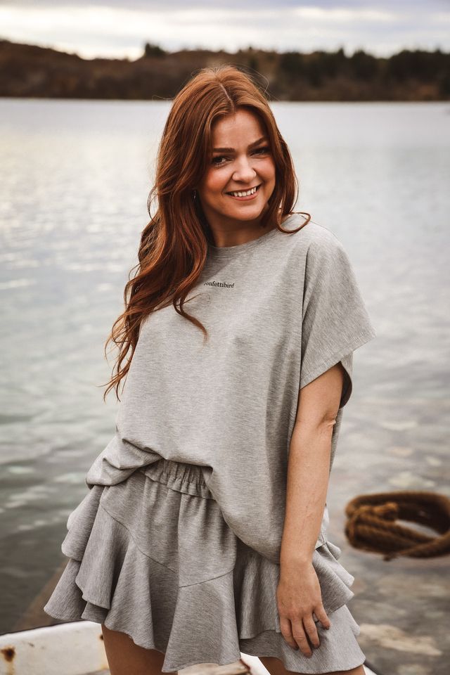 Jersey Lux CB t-shirt Grey Melange | Topper | Smuk - Dameklær på nett