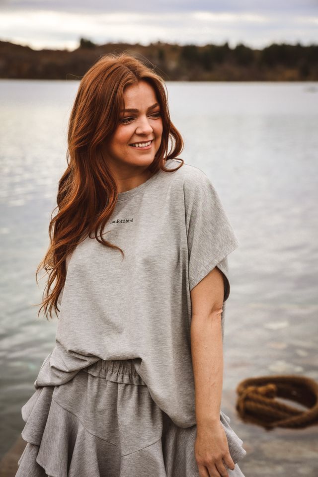 Jersey Lux CB t-shirt Grey Melange | Topper | Smuk - Dameklær på nett