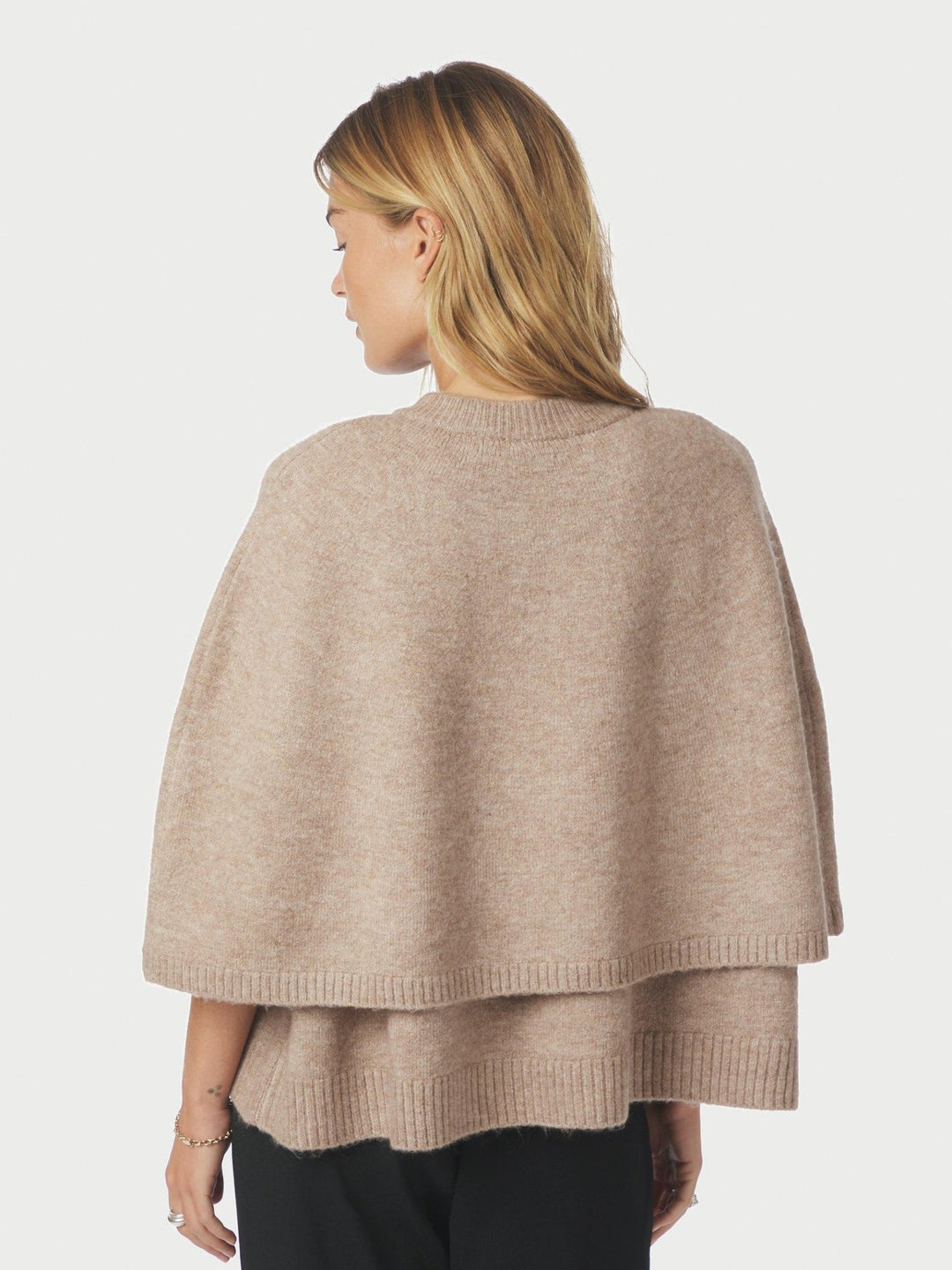 Josei Double Knit Cape Beige Melange | Genser | Smuk - Dameklær på nett