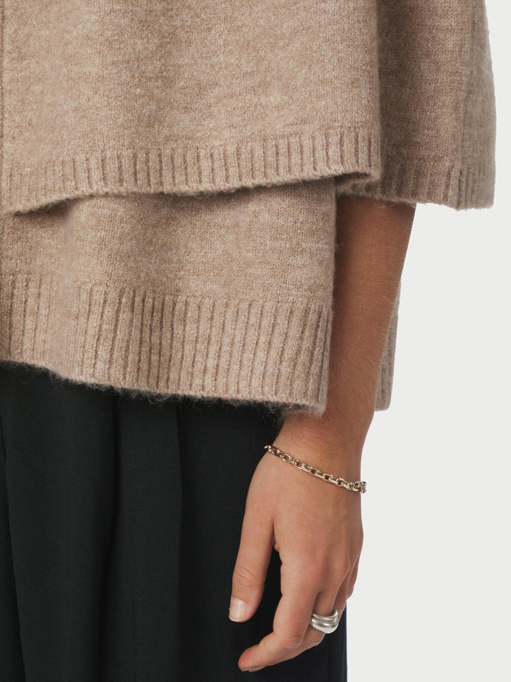 Josei Double Knit Cape Beige Melange | Genser | Smuk - Dameklær på nett