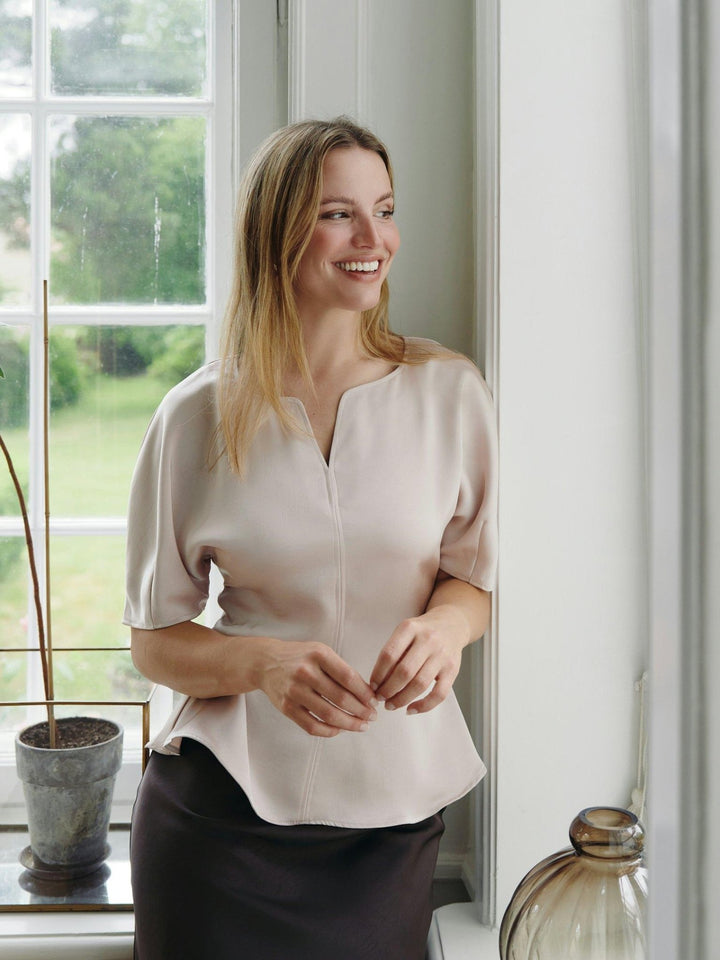 Josine Heavy Sateen Blouse Champagne | Skjorter og bluser | Smuk