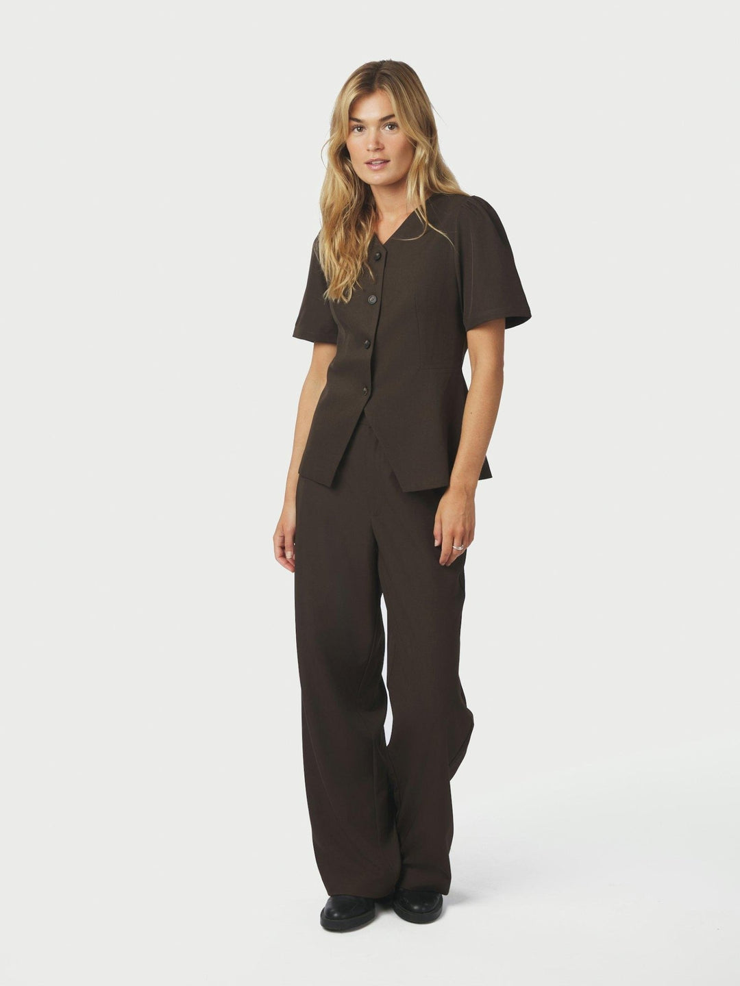 Jules Structure Blouse Dark Brown | Skjorter og bluser | Smuk - Dameklær på nett