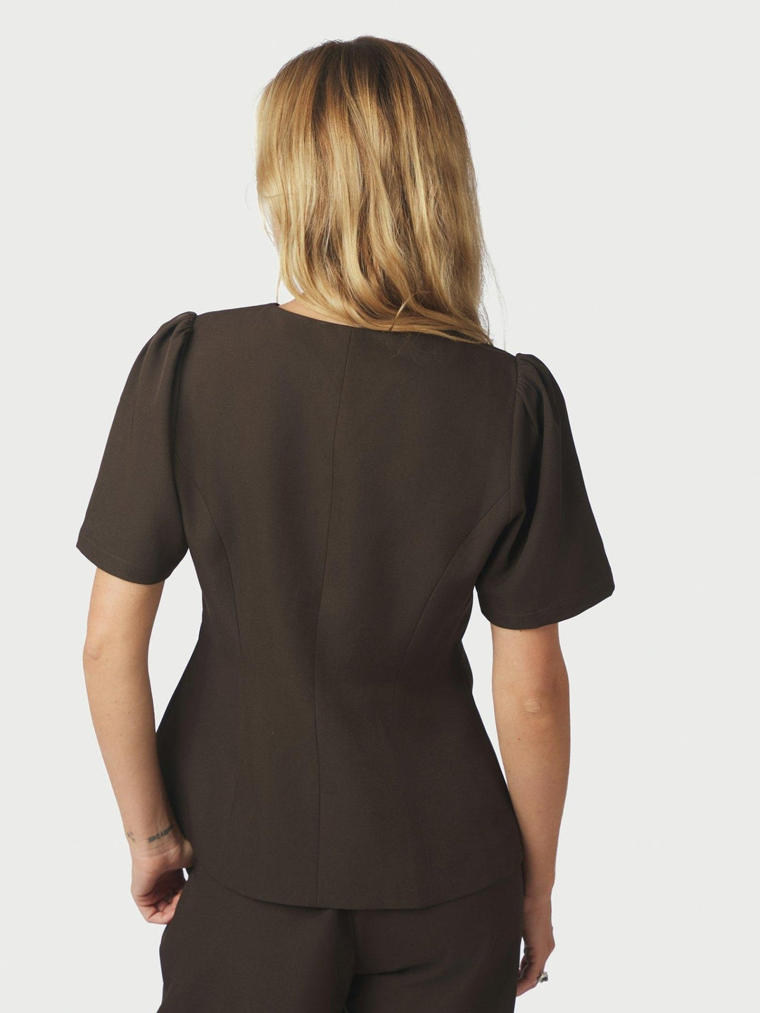 Jules Structure Blouse Dark Brown | Skjorter og bluser | Smuk - Dameklær på nett