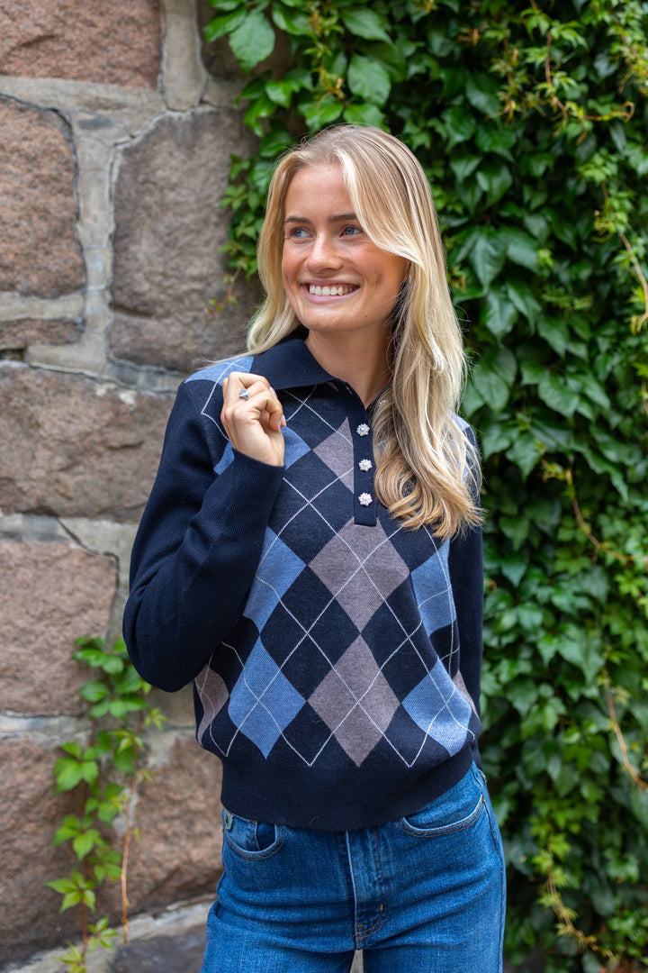 Julina Check Knit Blouse Navy | Genser | Smuk