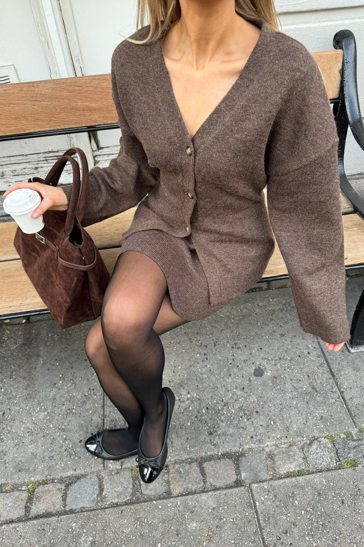 Karma Fitted Cardigan Dark Brown | Genser | Smuk