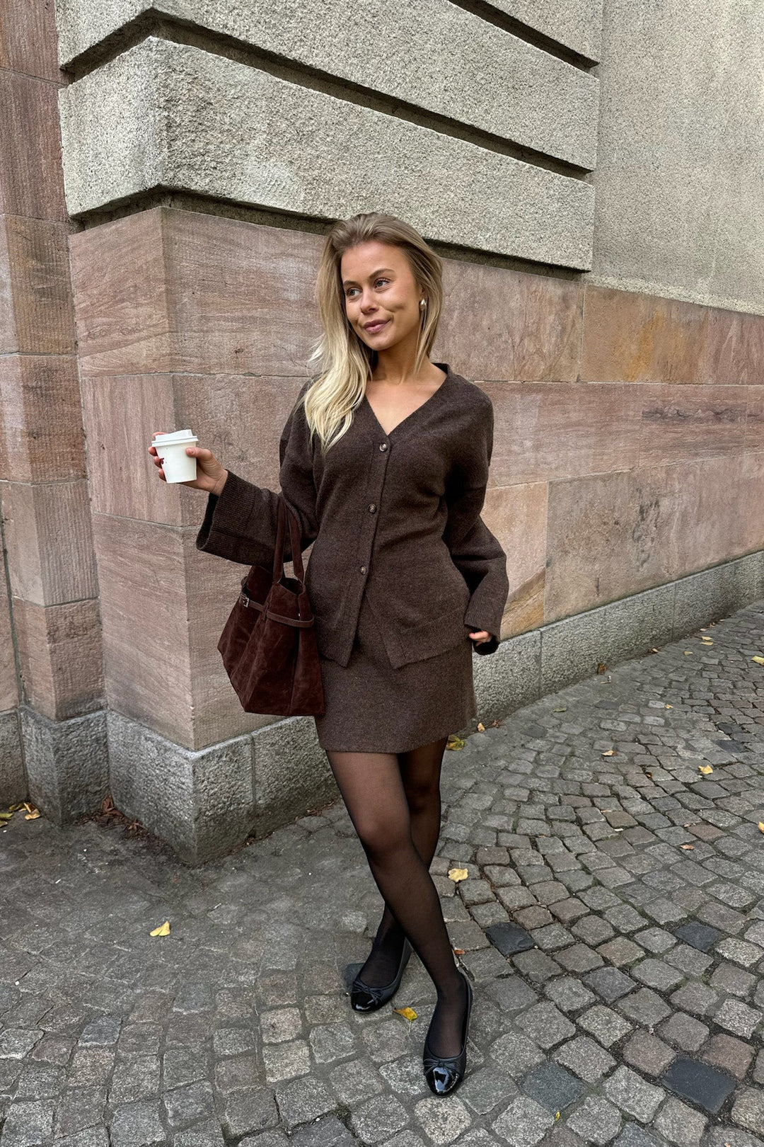 Karma Fitted Cardigan Dark Brown | Genser | Smuk