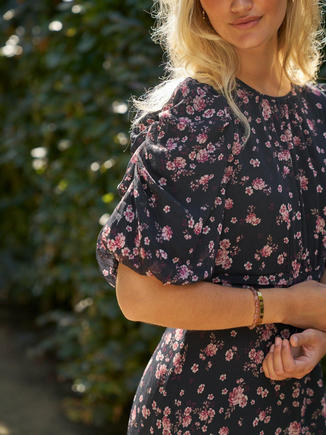 Kikka Mini Flower Dress Black | Kjoler | Smuk