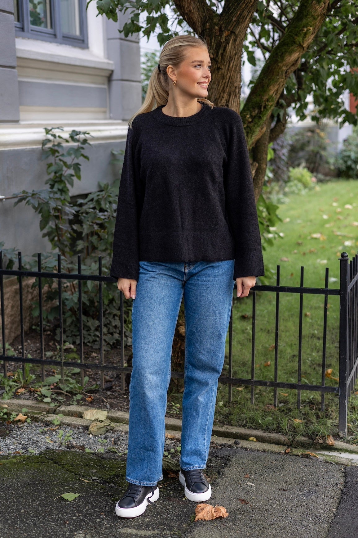 Lannapw Pullover Black