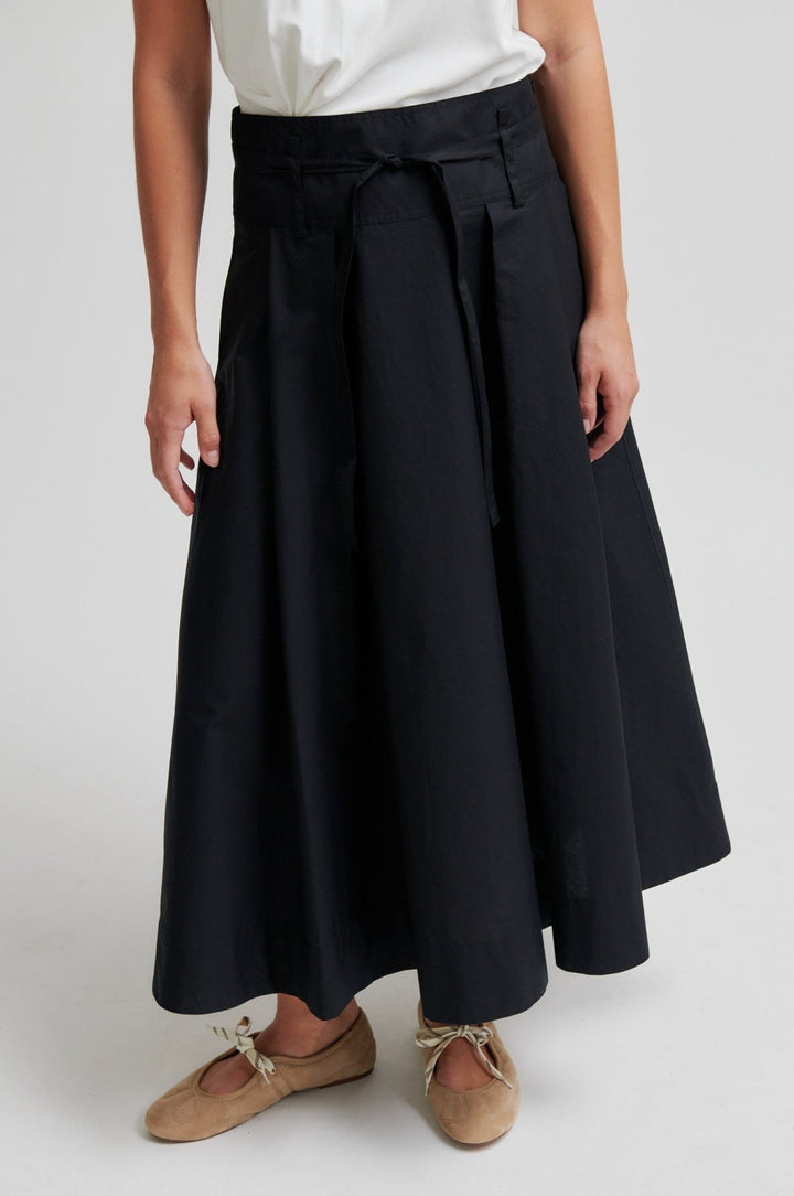 Larkini Skirt Black | Skjørt | Smuk