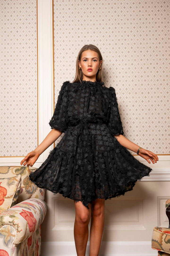 Laura Dress Black Applique | Kjoler | Smuk - Dameklær på nett