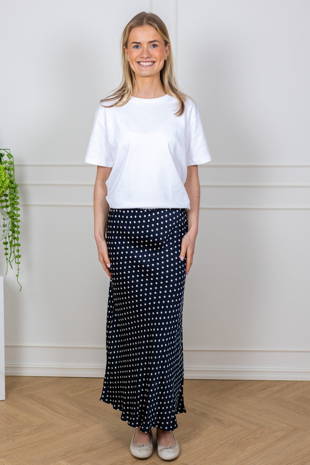 Laurina Skirt After Midnight Dot | Skjørt | Smuk