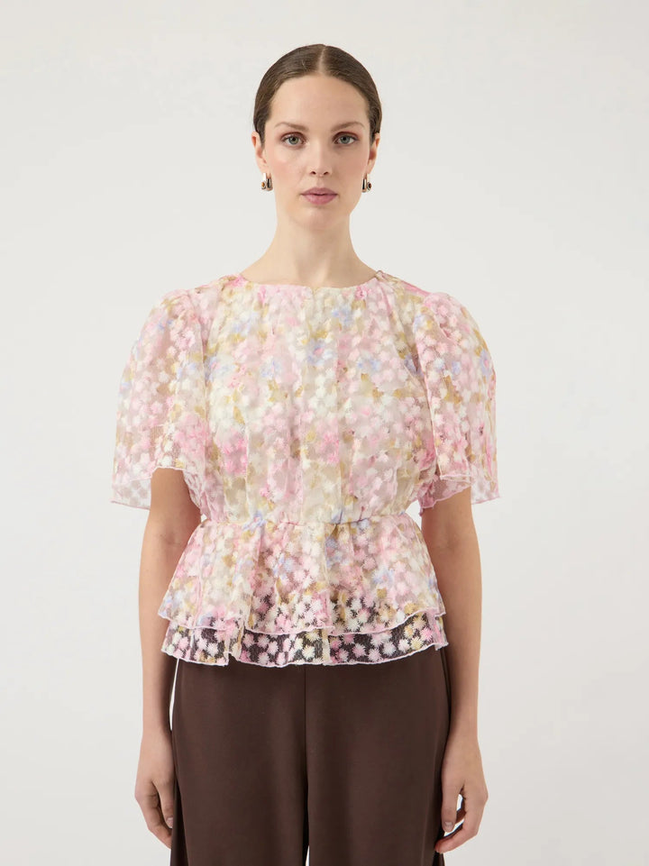 Leanna Ss Top New Pristine Leanna Aop | Topper | Smuk