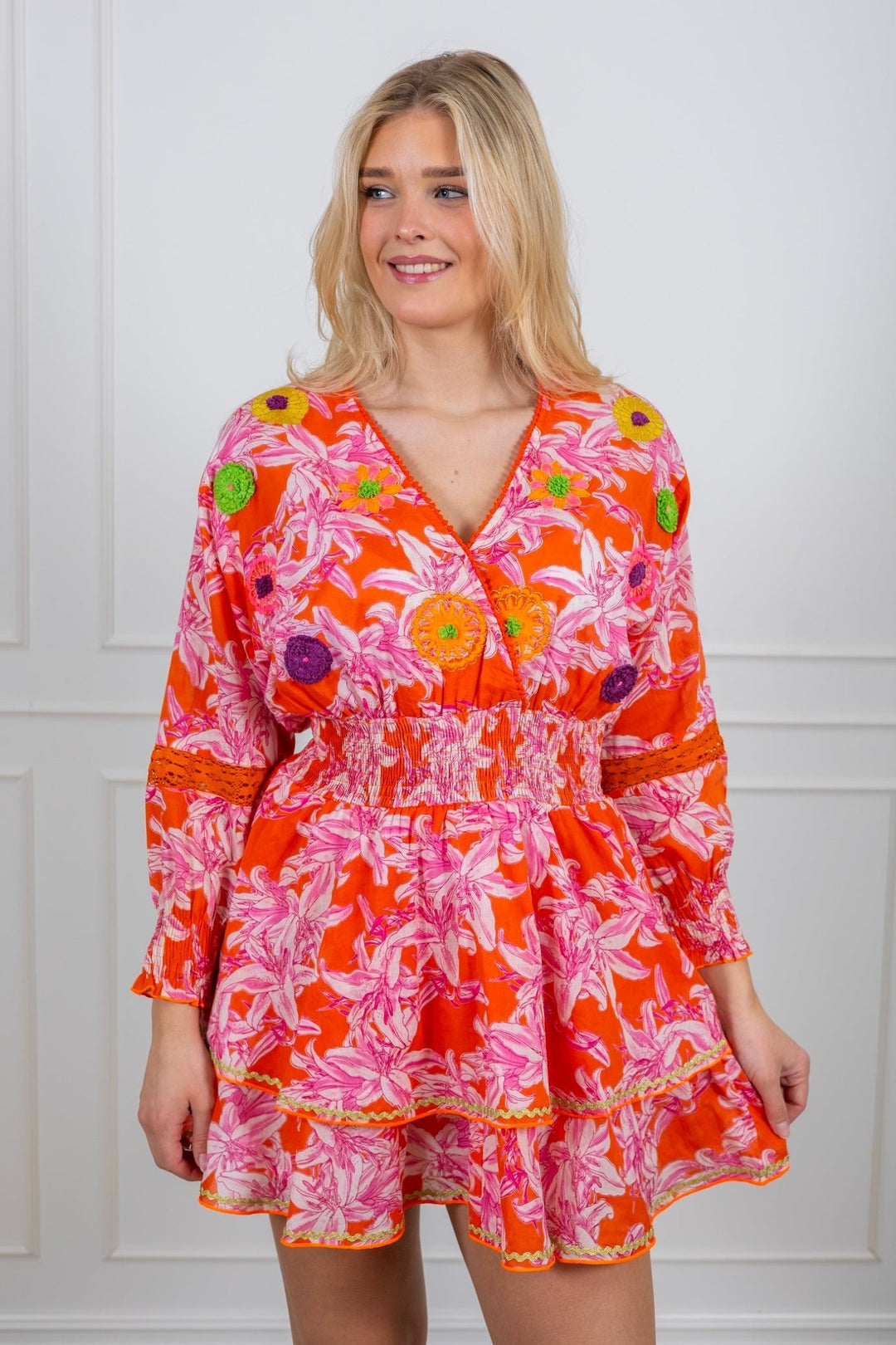 Lelies Short Dress Orange White | Kjoler | Smuk - Dameklær på nett
