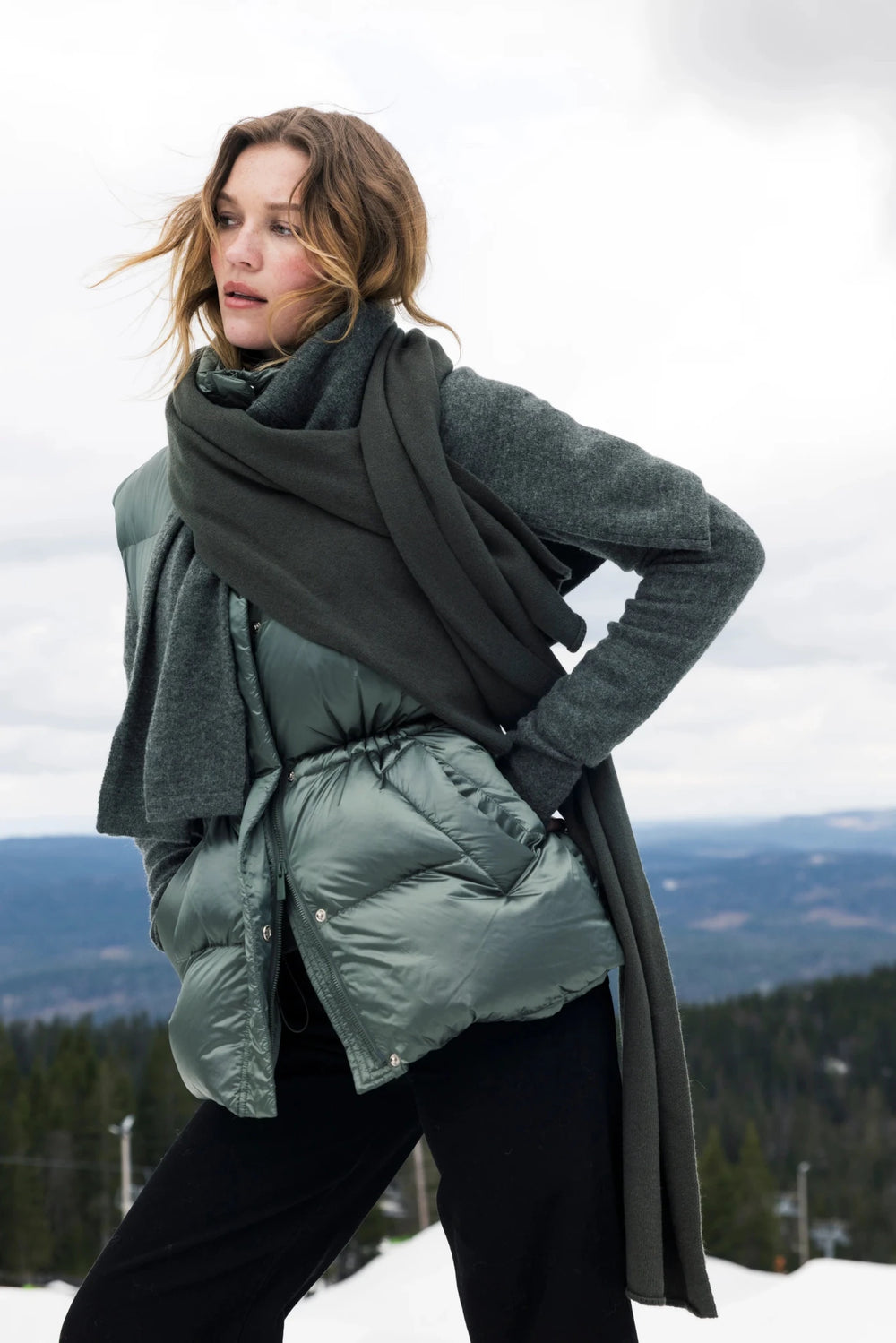Lenox Down Vest Olive | Genser | Smuk